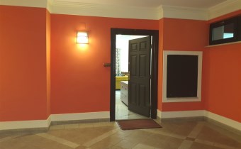 -klatka schodowa - wejście do mieszkania